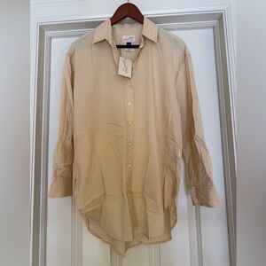 Universal Thread Women's Tan Button-Down Tunic